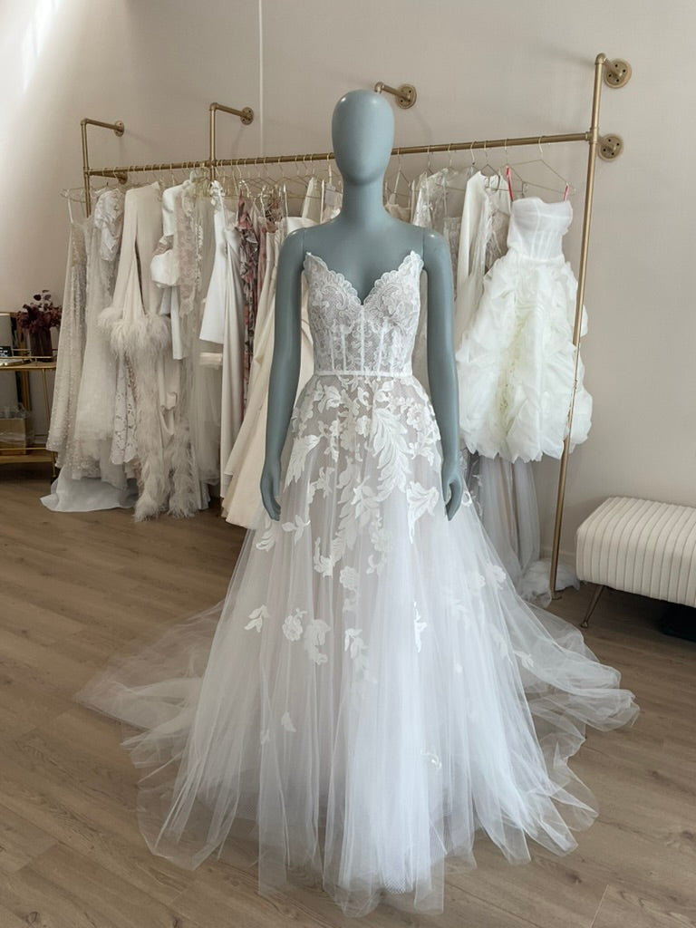 Oscar De La Renta - Look 5 Spring 2019 Bridal (6)