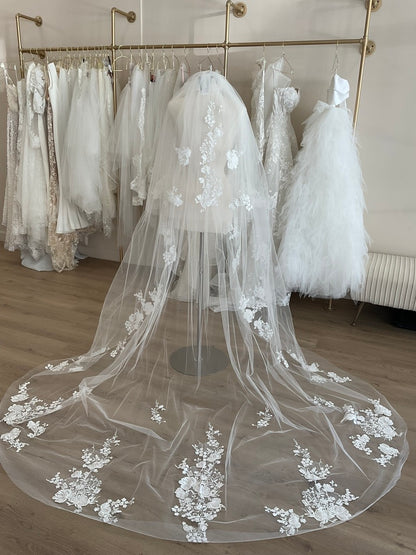 Pronovias - V-2932 (Cathedral)
