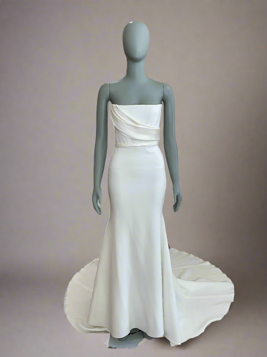 Alex Perry - Elyse (4)