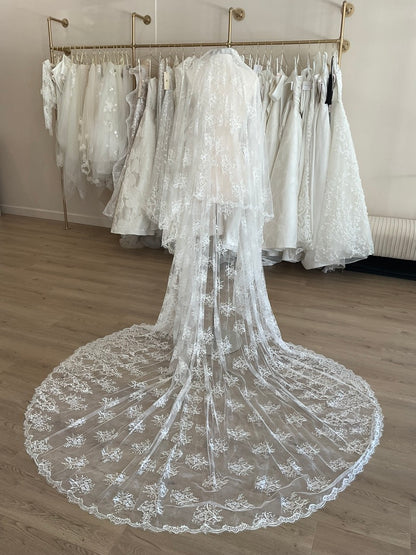 Monique Lhuillier - Dream Veil (Cathedral)