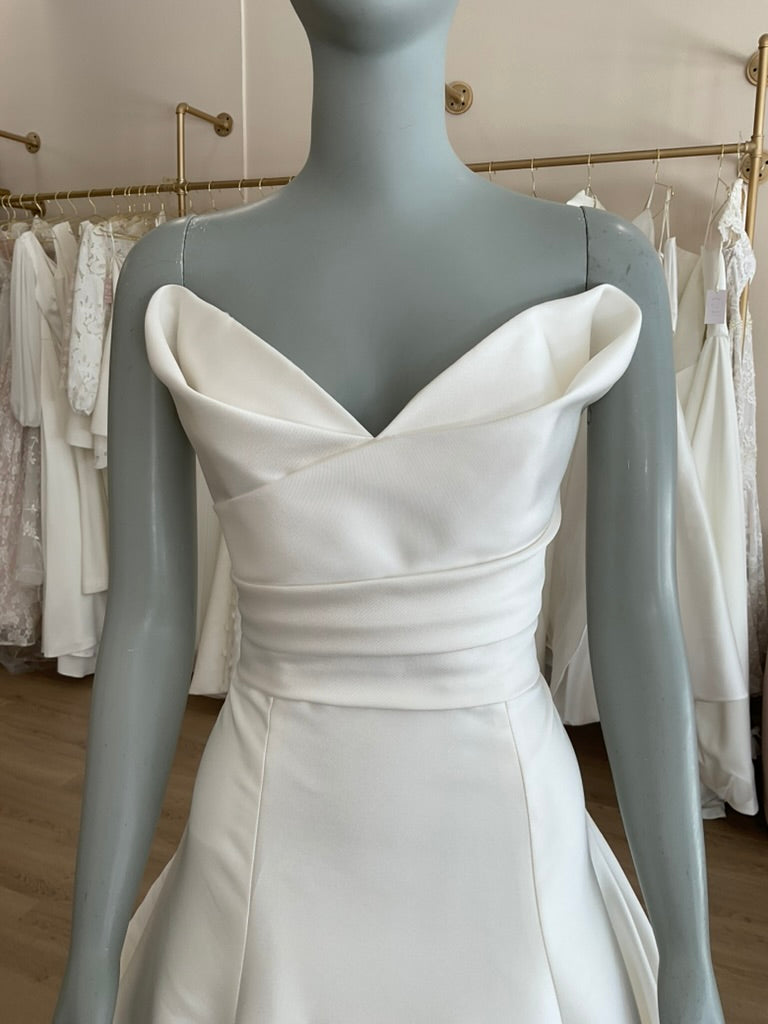 Bliss by Monique Lhuillier  - BL25203 (12)