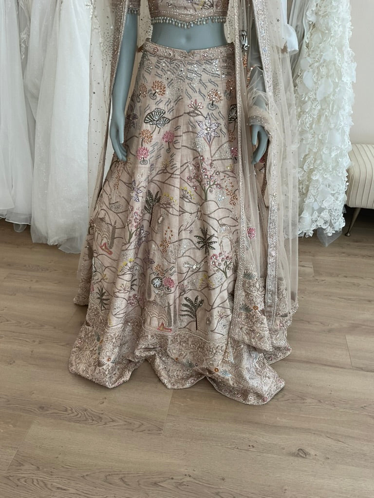 Kynah - Matsya Vintage Udaibagh Lehenga Set (6)