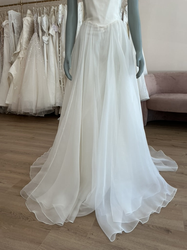Leanne Marshall - Camilla Organza (6)