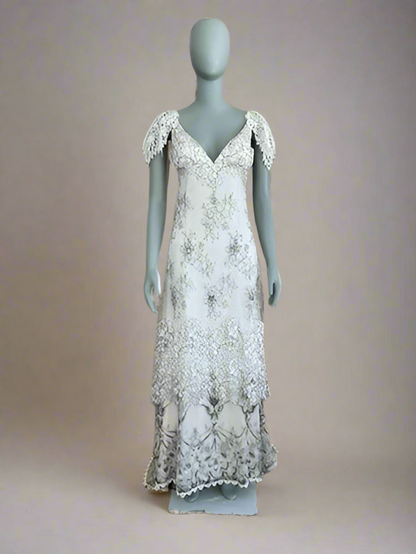 Claire Pettibone- Basilica (4)