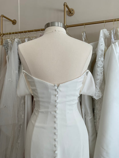 Anne Barge - Naomi w/Overskirt (14)