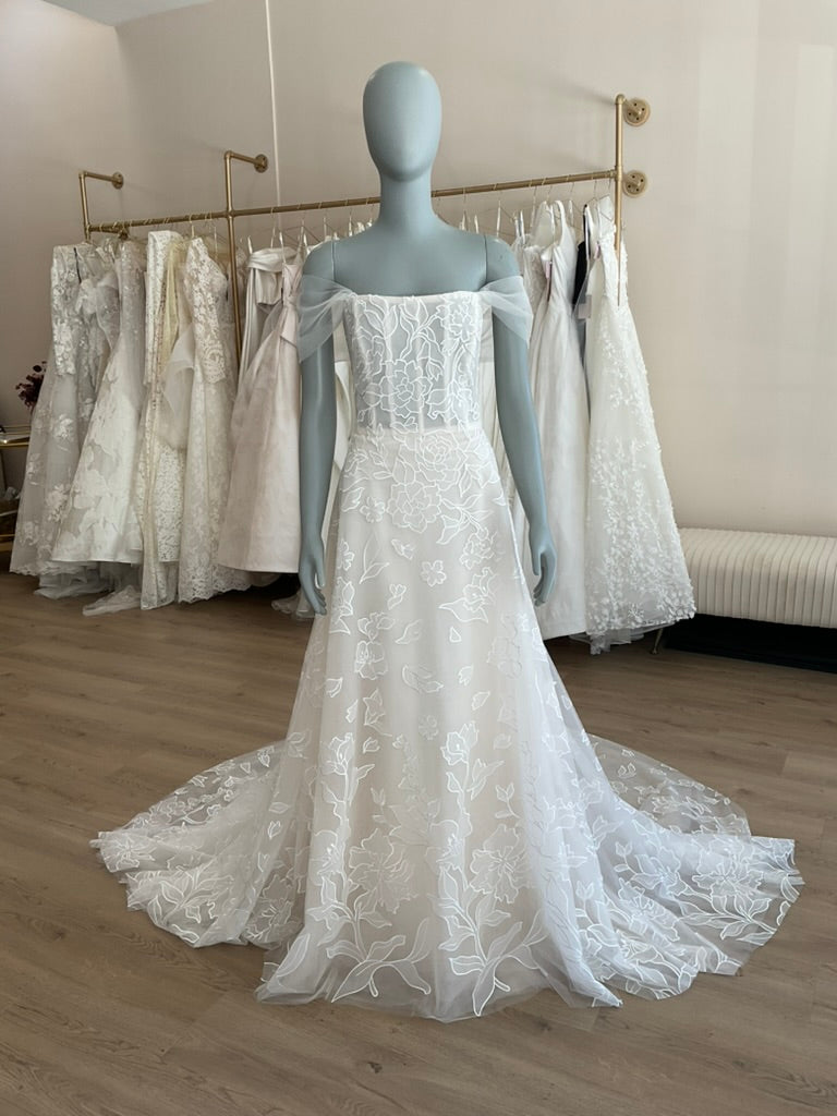 Amsale - Calypso (14)