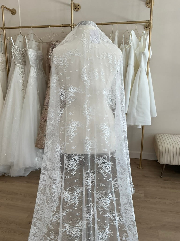 Chantilly Veil