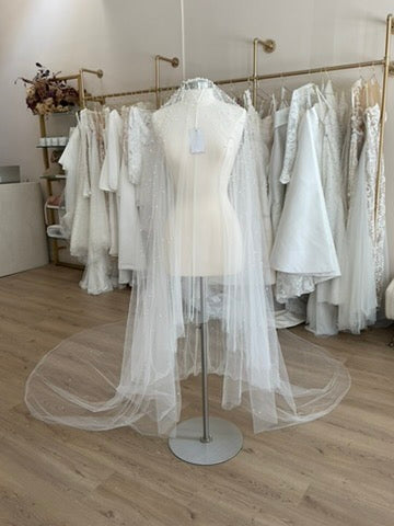 Custom - Two Tier Pearl Veil (Cathedral)