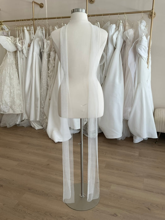 Cocoe Voci - French Chantilly and Tulle Scarf