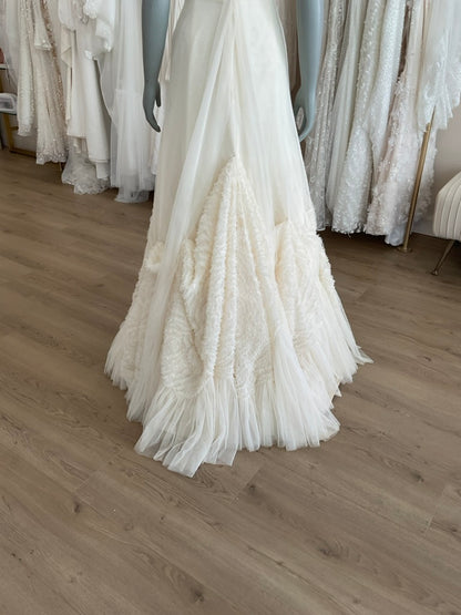 Vera Wang - Vintage V Neck A Line (8)