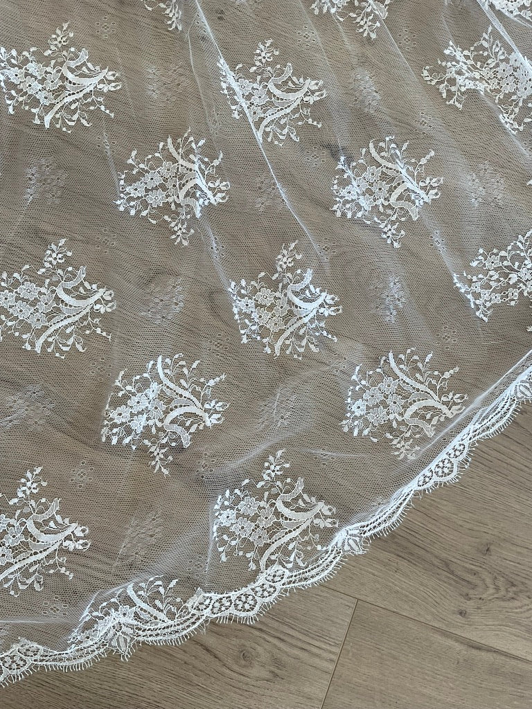 Monique Lhuillier - Dream Veil (Cathedral)