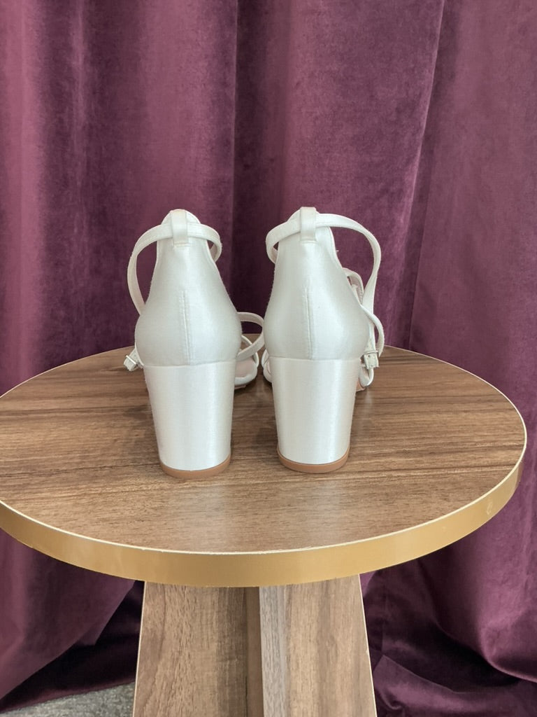 Harriet Wilde - Arabella Block Mid Ivory (9)