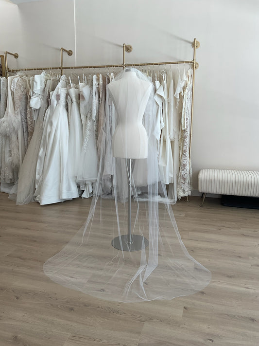 Custom - Raw Edge Chapel Veil
