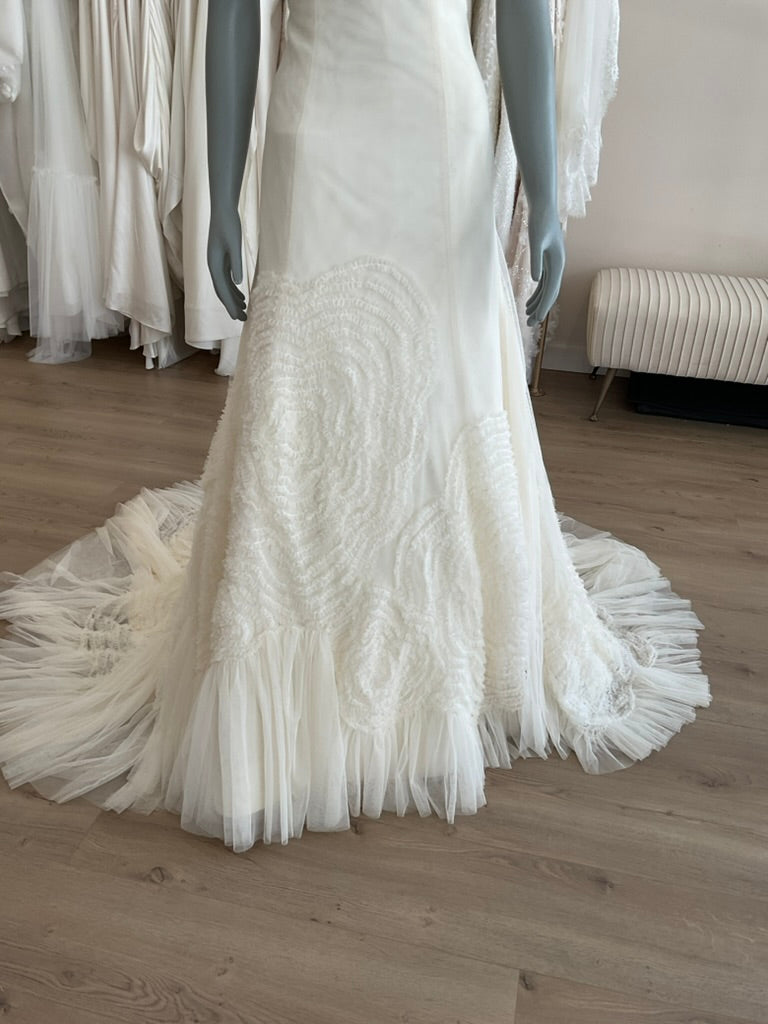 Vera Wang - Vintage V Neck A Line (8)