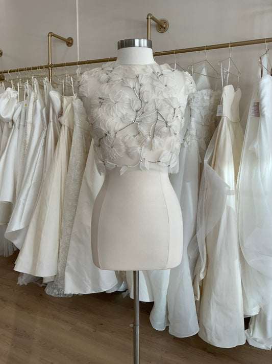 Amsale - Organza Floral Topper (2)