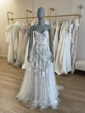 Frencesca Miranda - Loretta (6)