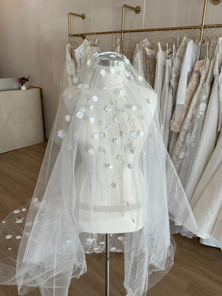 Jila Atelier - Floral Veil