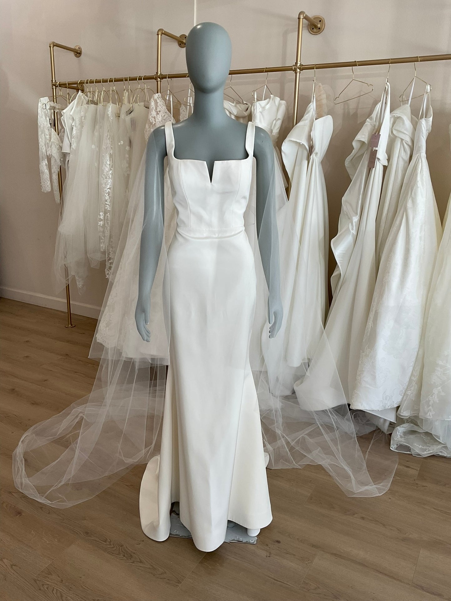 Romona Keveza - RK2303 (8)