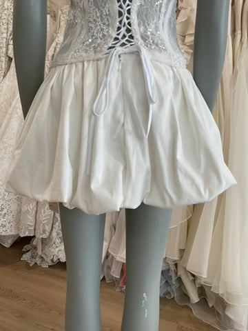 Sky Mor Bridal - Ariana (4)