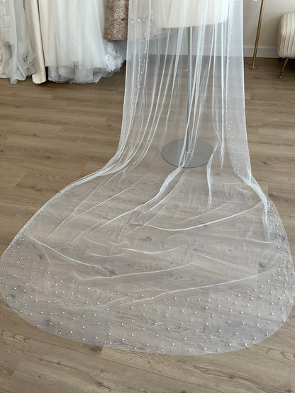 Sweetly Veil