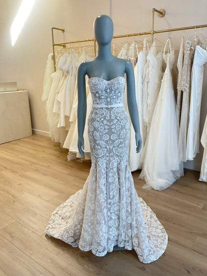 Eisen Stein - Grace (2)