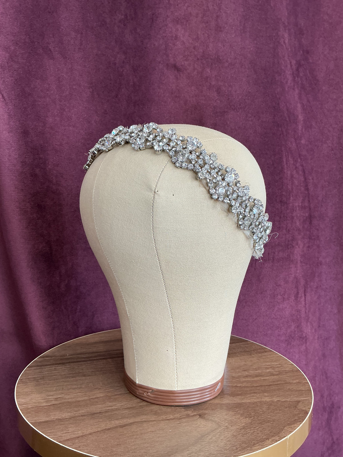 Jennifer Behr - Swarovski Halo (47AL6-08H)
