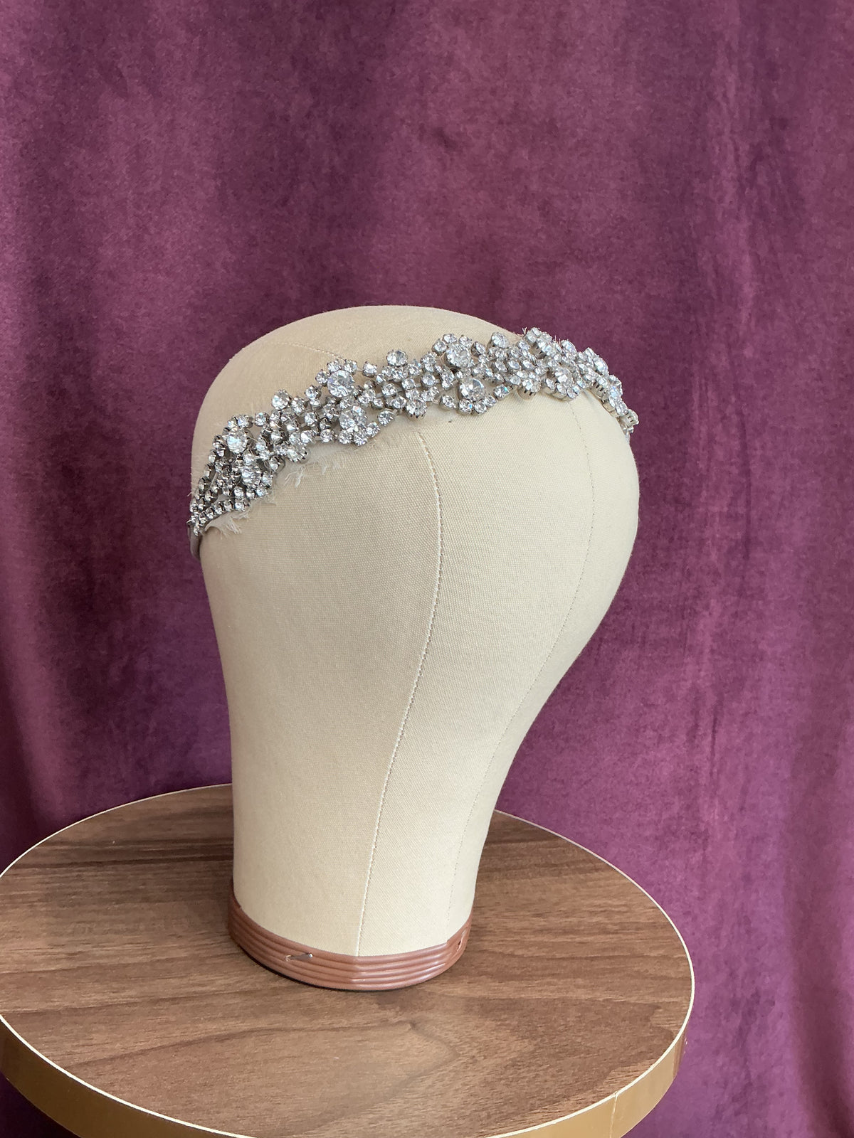 Jennifer Behr - Swarovski Halo (47AL6-08H)