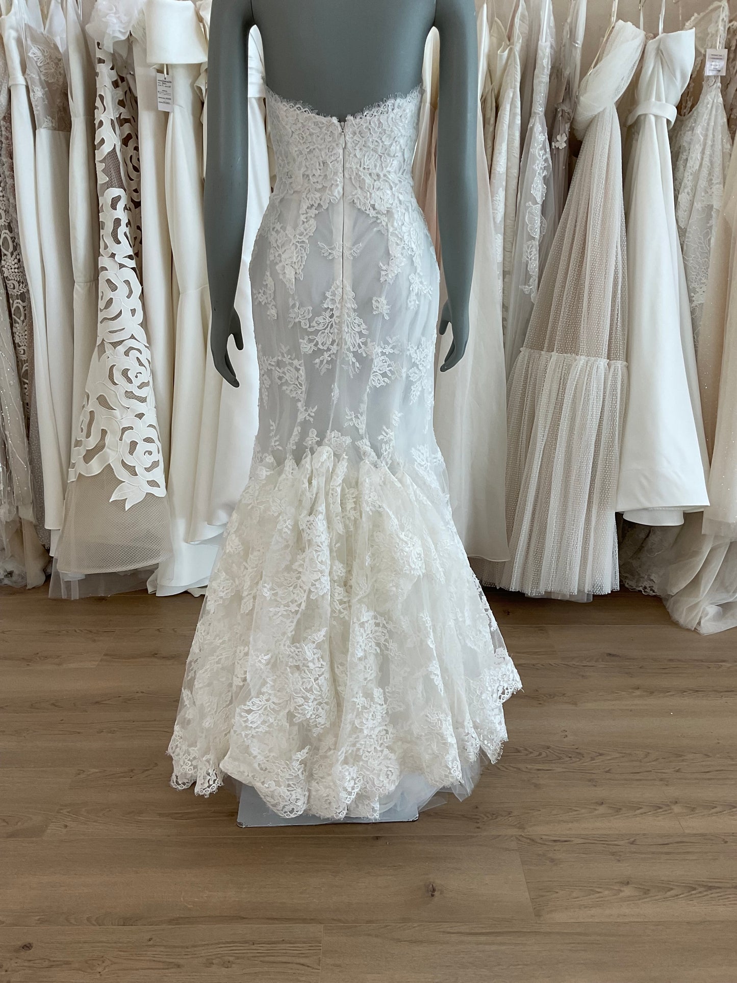 Monique Lhuillier - Dawson (10)