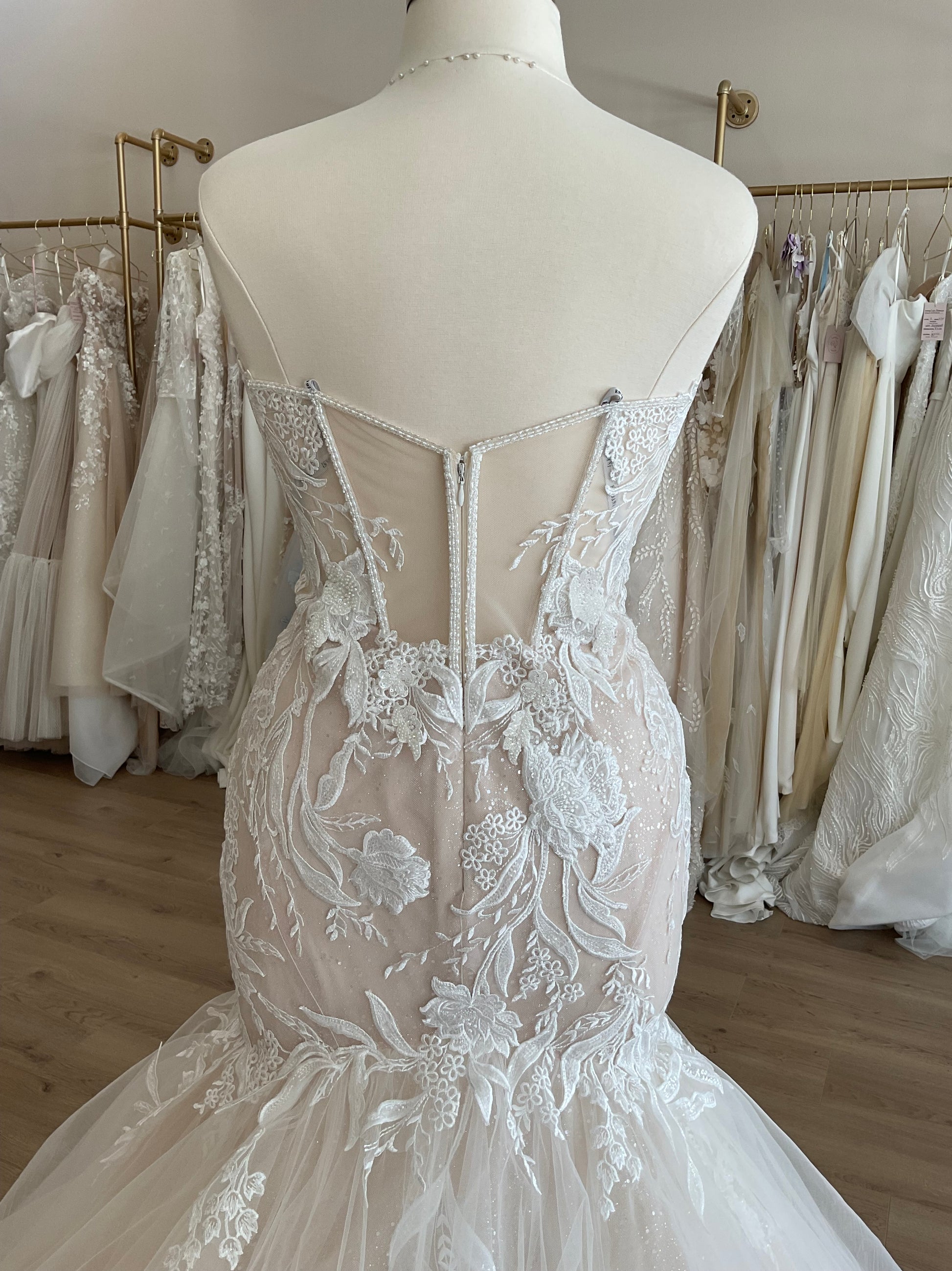 Enzoani ONA 取り出さ 