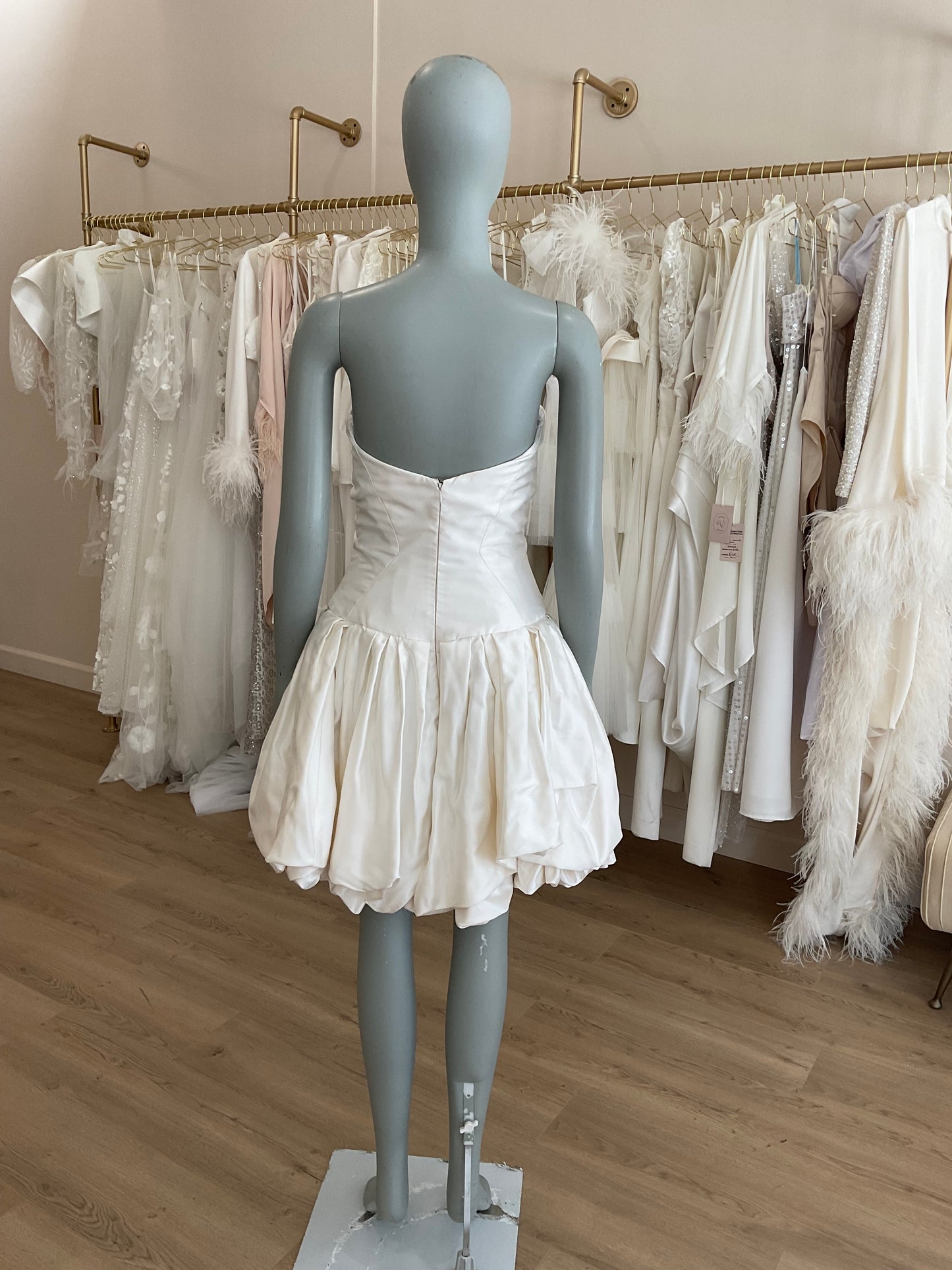 Anna Maier- Short Satin Mini (2)