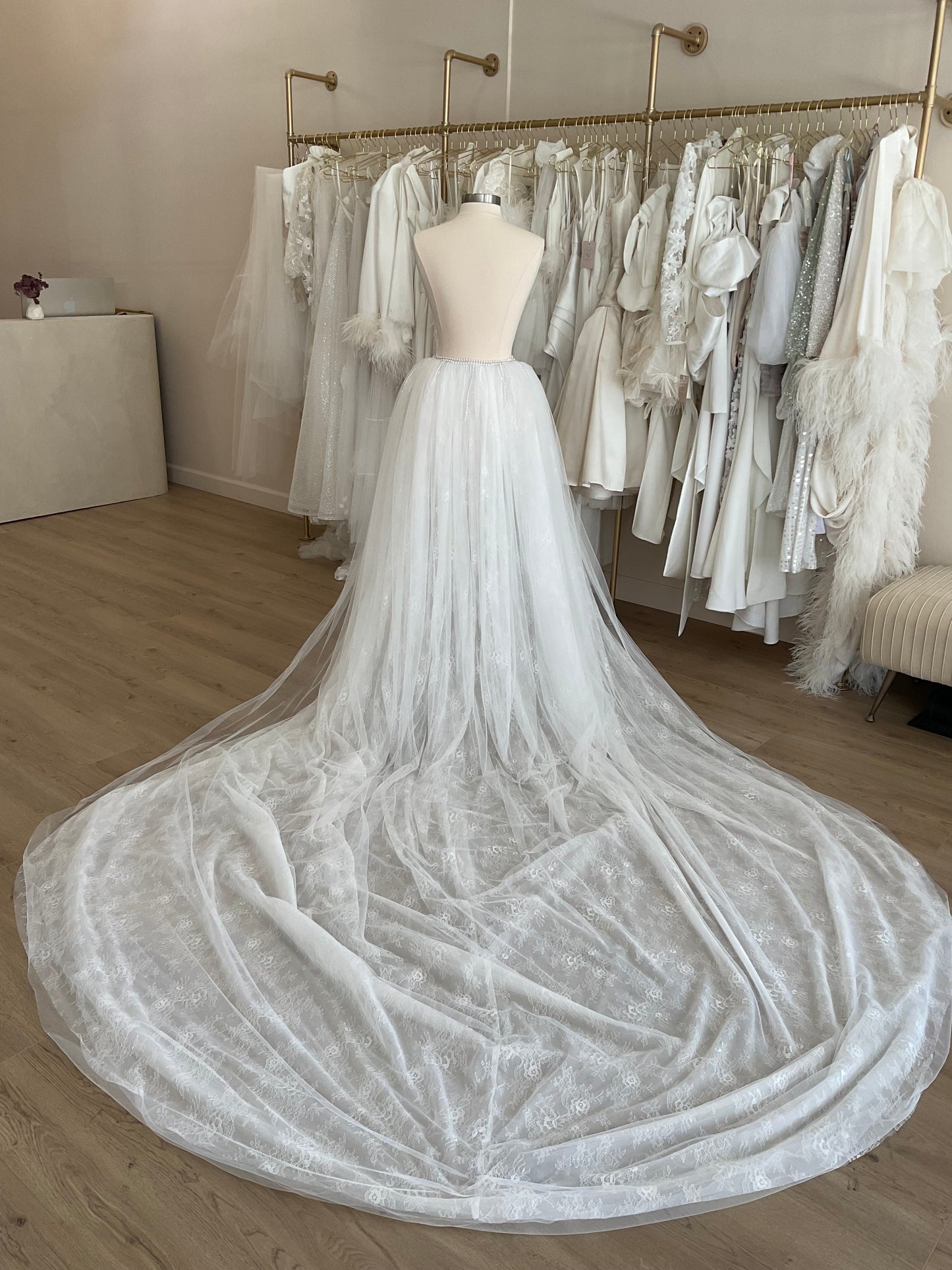 Netta Benshabu - Athena Overskirt(8)
