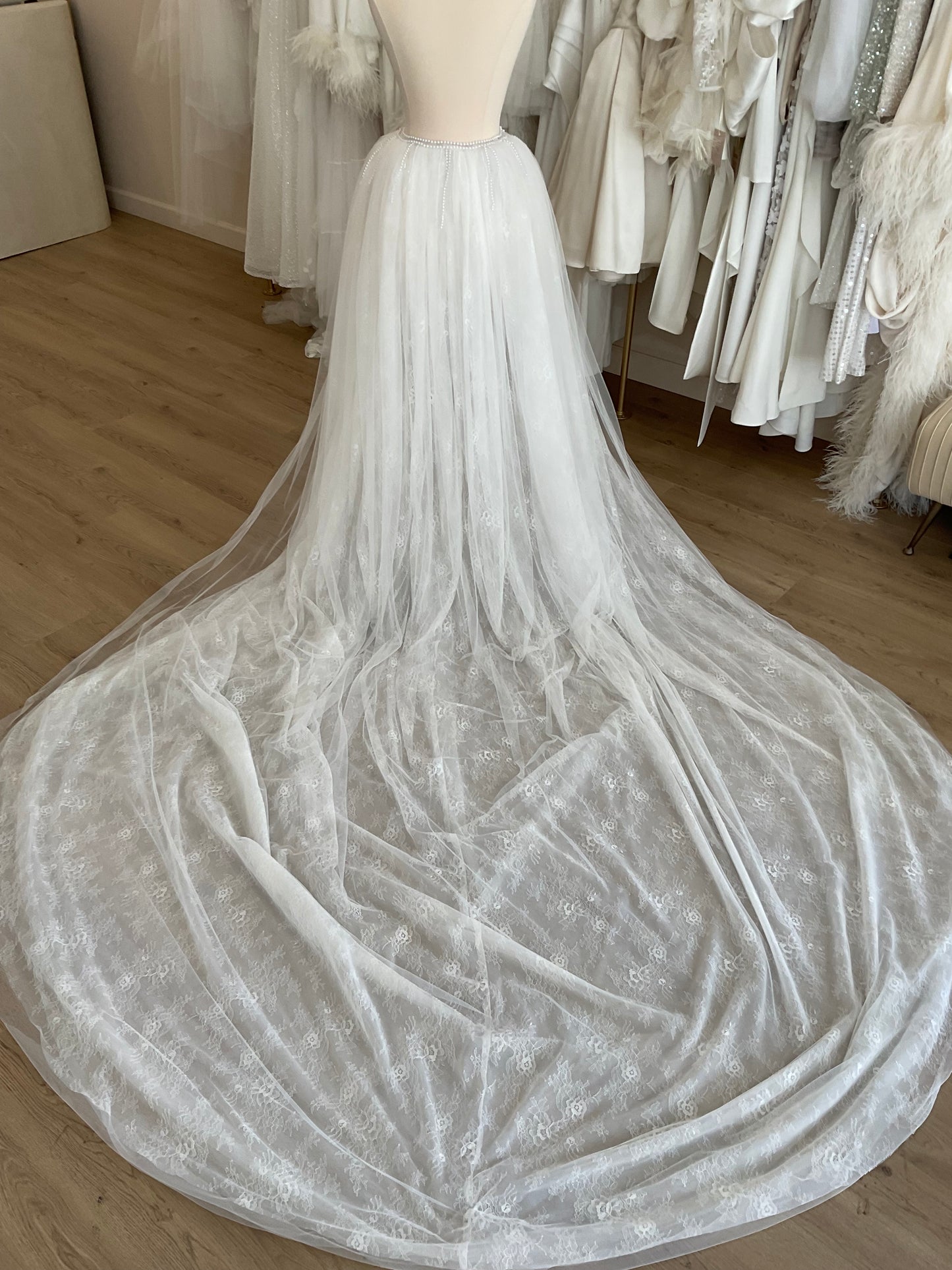 Netta Benshabu - Athena Overskirt(8)