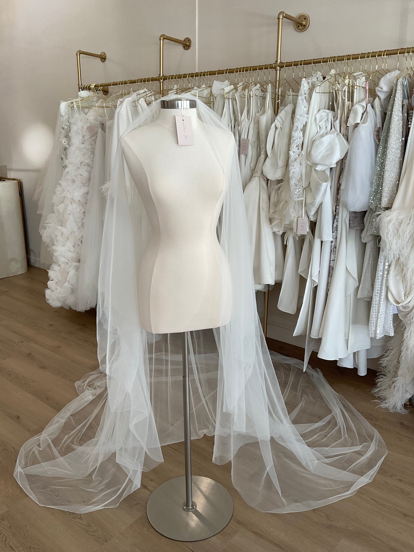 Lee Petra Grebanau - Raw Edge Veil