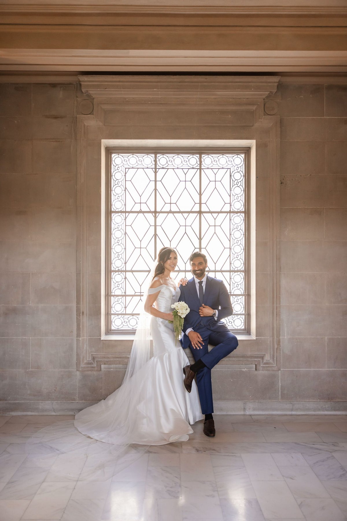 Laura Jayne - Pearl Veil (Chapel)