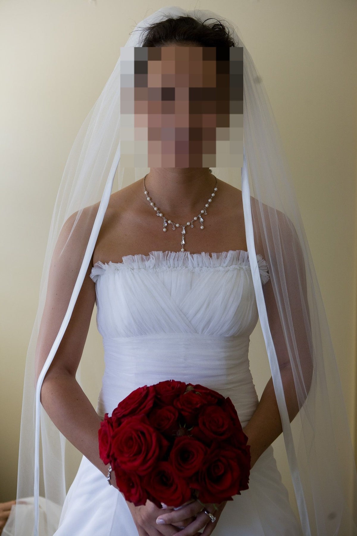 Kirstie Kelly - Single Layer Satin Ribbon Veil (Royal Cathedral)