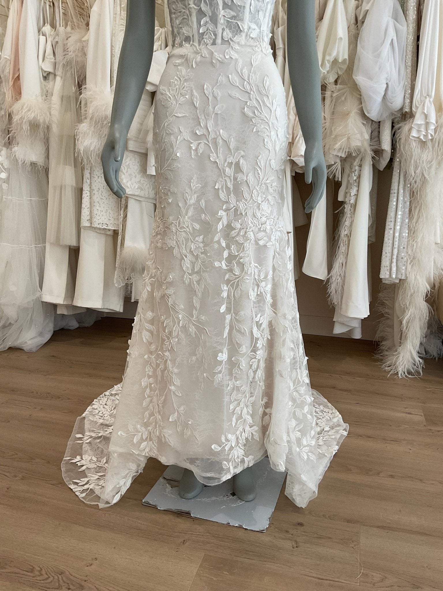 Adriana Madrid - Adhara (4)Wedding Dresses4