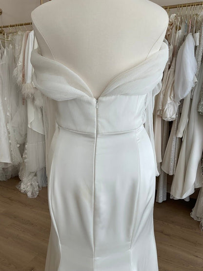 Aesling - Bardi Satin w/ Sleeves (22)Wedding Dresses22