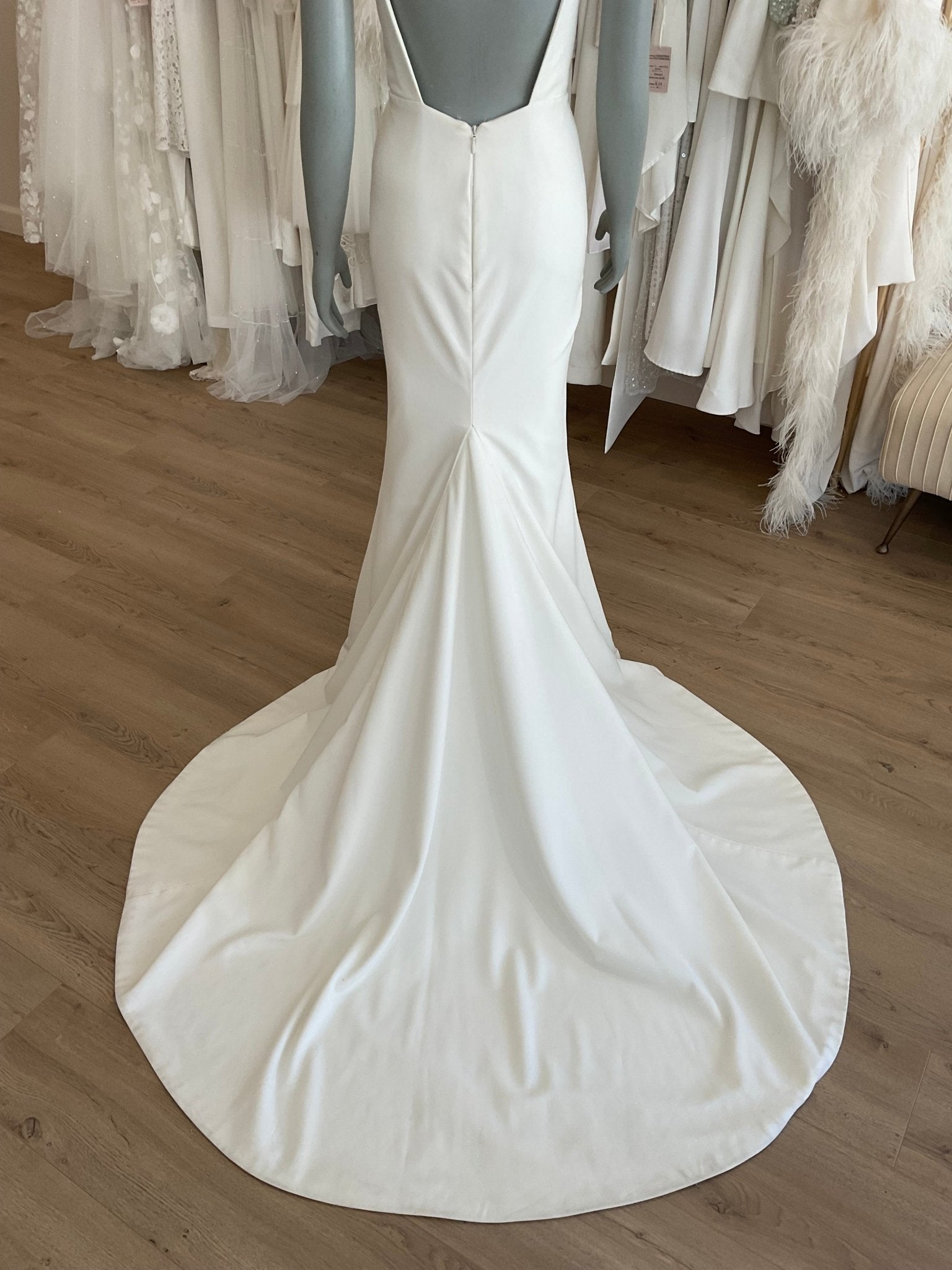Aesling - Lucent (10)Wedding Dresses10