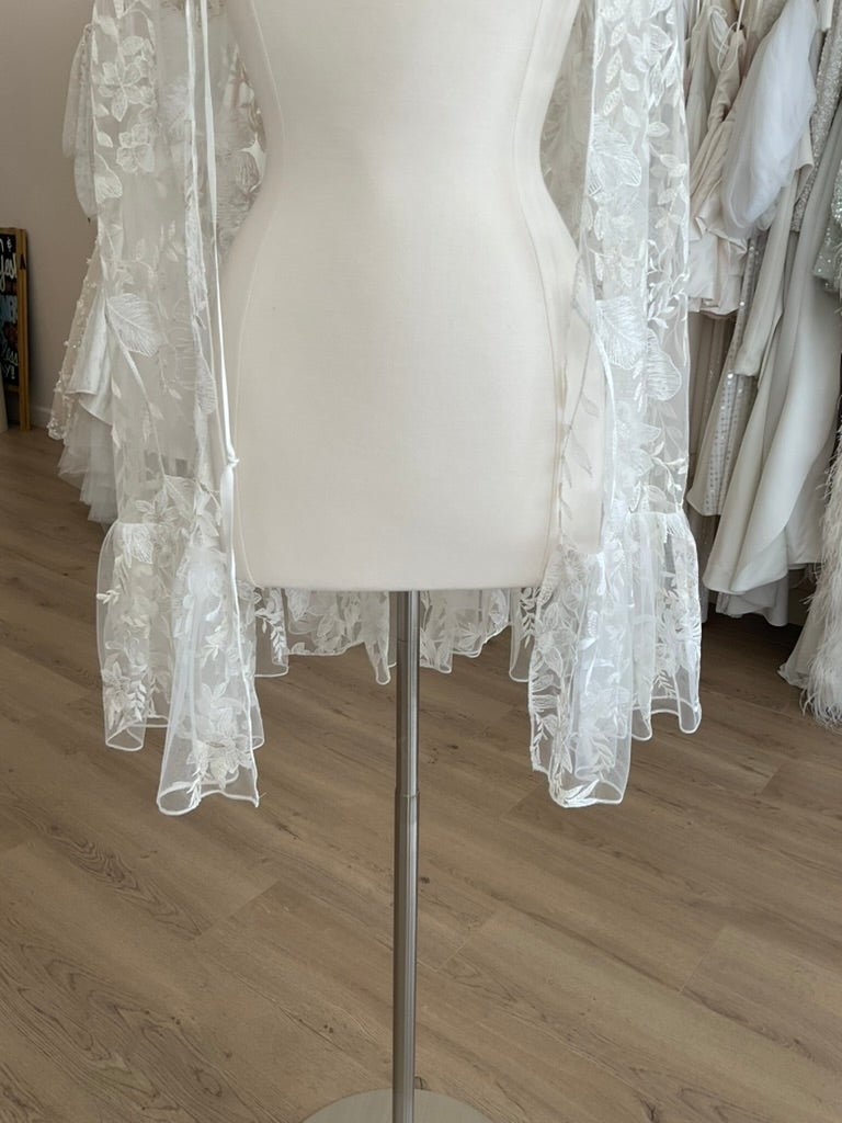 Alexanrda Grecco - Delphina Cape FloralCapes/ScarvesIvory