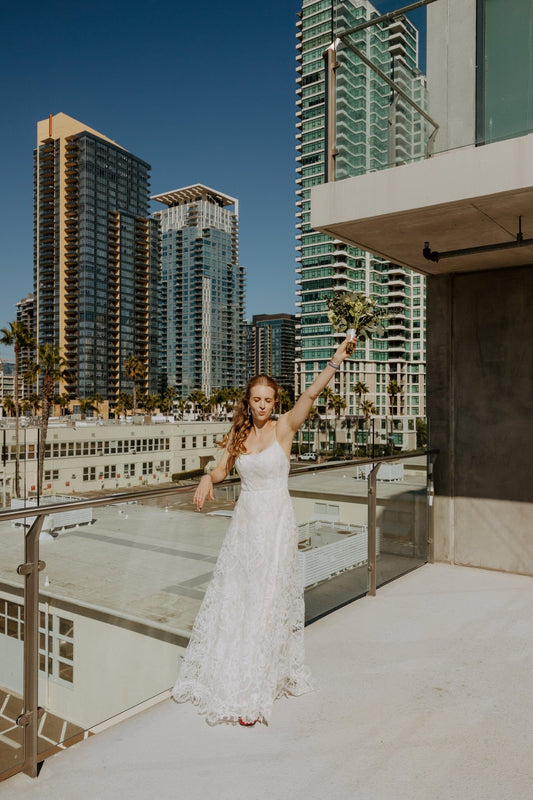 Amsale - Dawson (4)Wedding Dresses4
