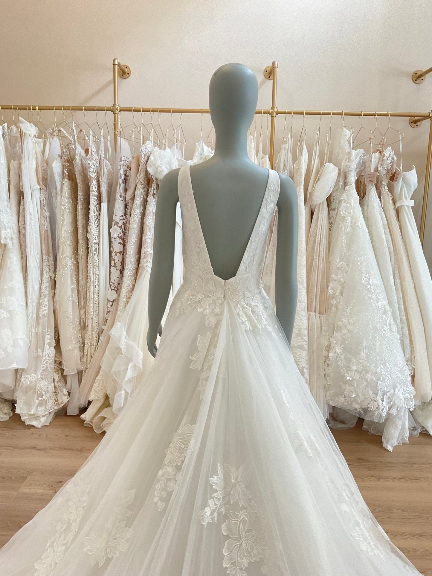 Beccar - Constance (14)Wedding DressesUsed