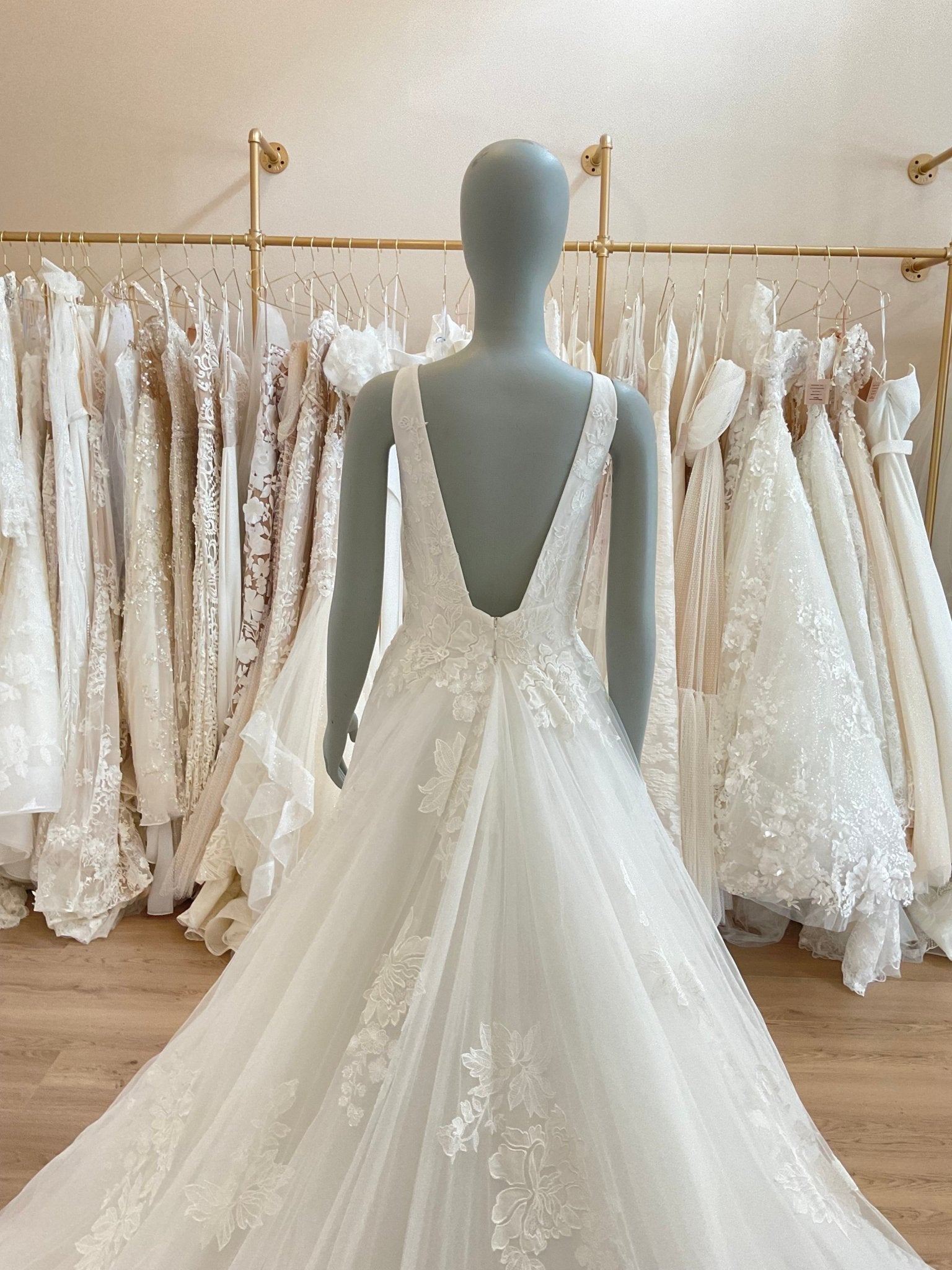 Beccar - Constance (14)Wedding DressesUsed