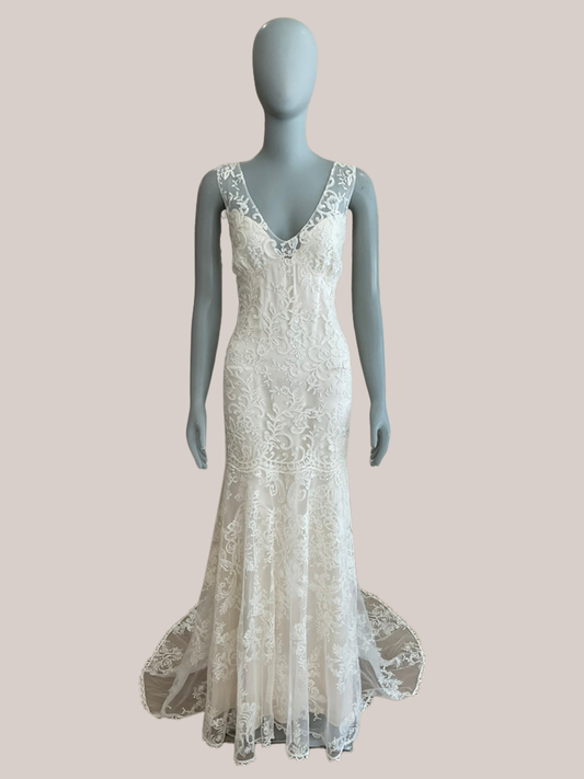 Claire Pettibone - Iris (10)