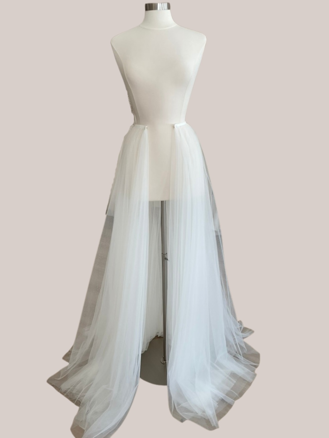 Sarah Seven - James Overskirt (6)
