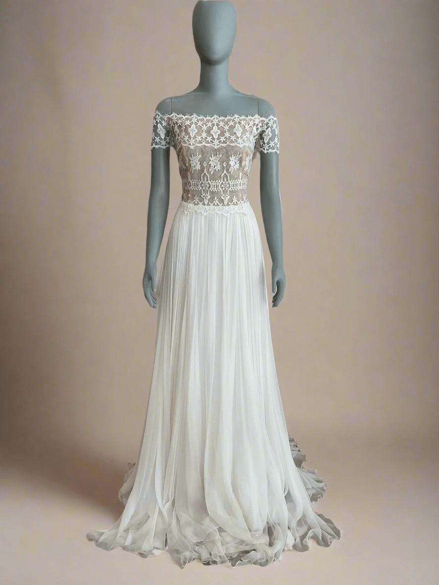 Divine Atelier - Daria (no sleeves) (10)Wedding Dresses10