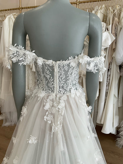 Gala by Galia Lahav - Lake Modified (6) w/VeilWedding Dresses6
