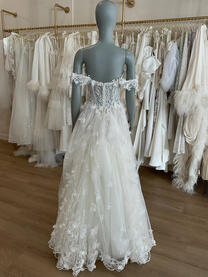 Gala by Galia Lahav - Lake Modified (6) w/VeilWedding Dresses6