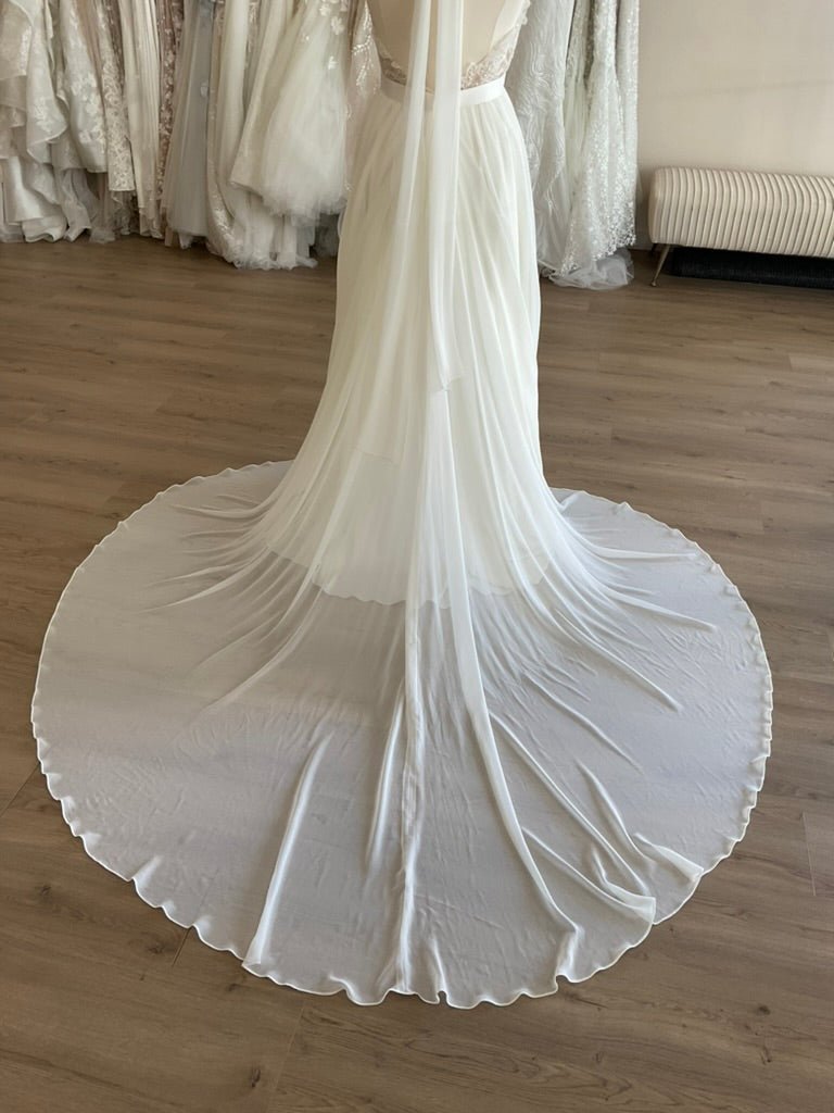 Halseene - Robyn (18)Wedding Dresses18