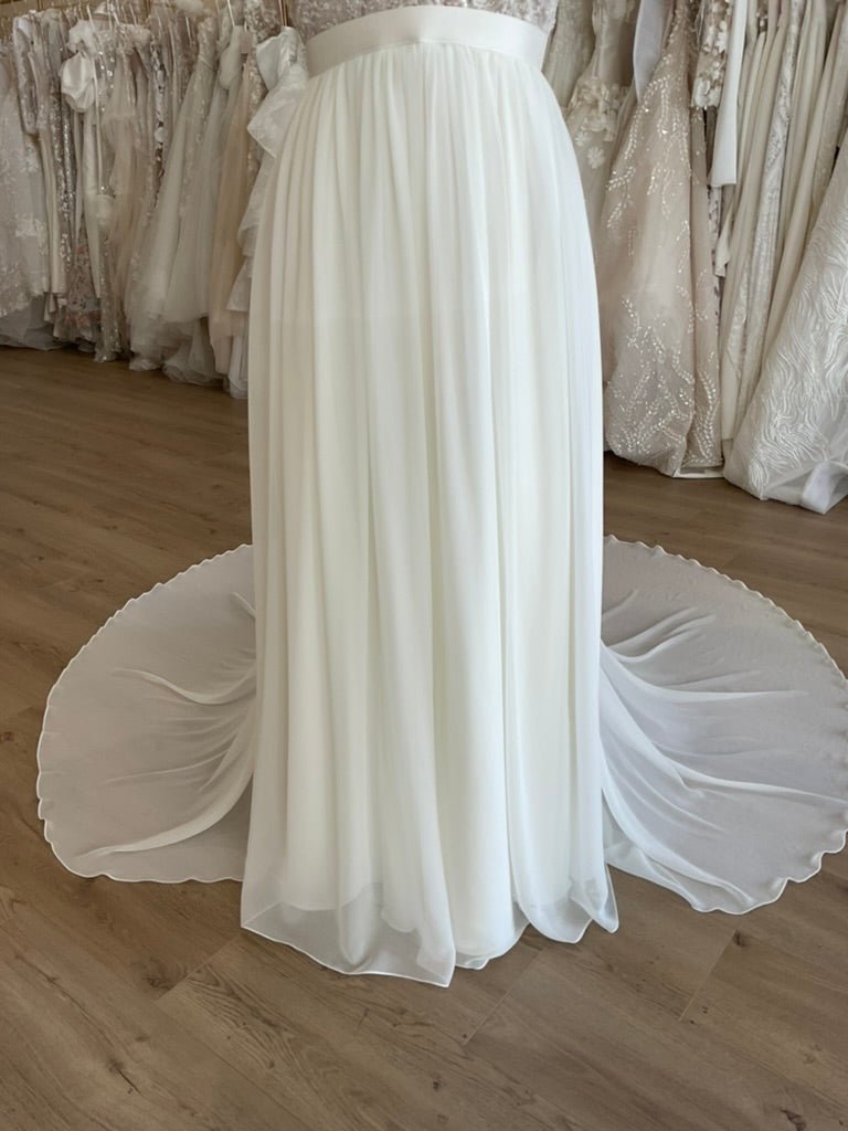 Halseene - Robyn (18)Wedding Dresses18