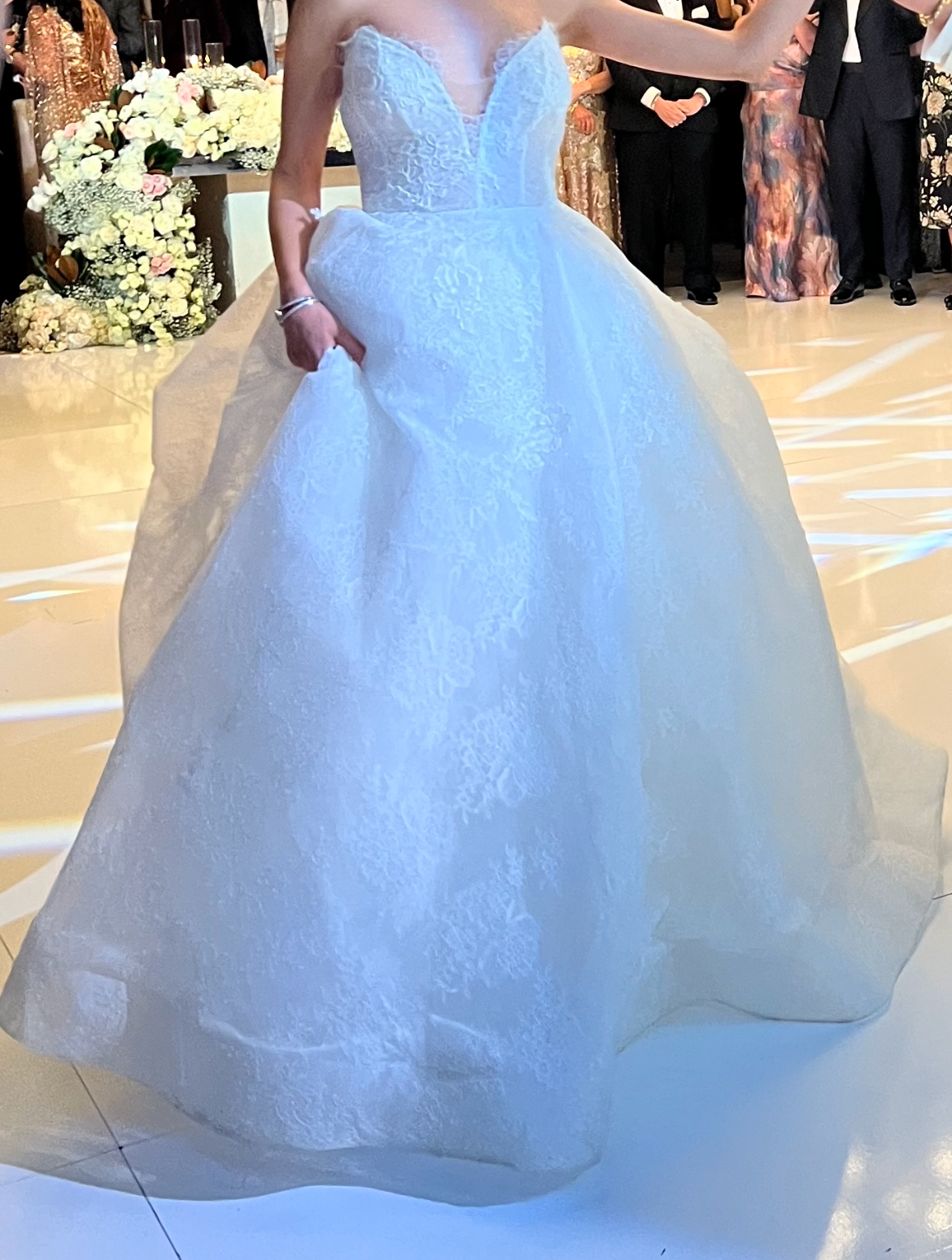 Monique Lhuillier  - Helena  (2)